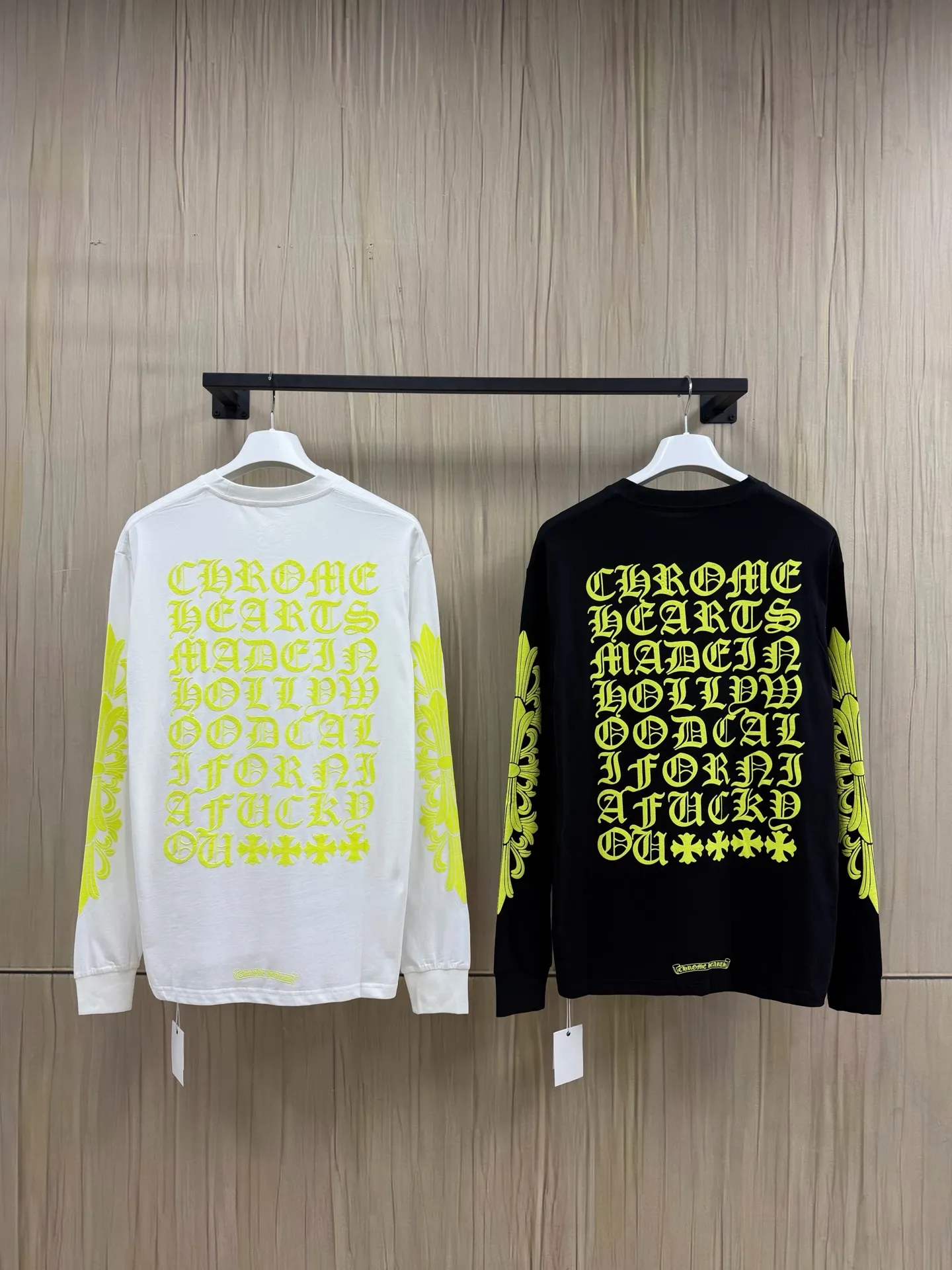 【 In Stock】Chrome Hearts size S M L Chrome Hearts Cross long sleeve Series 32 ， 190G， ， ， ， 、 ， 。 ， ， ， Classic ， ， 。 Classic ， ， 、 ， 。 ， ， ， ， ， ， ， Classic 。 ， ， Same Style ， ， ， ， Same Style。